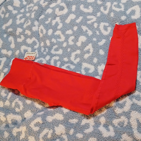 FP MOVEMENT bt Free People NWT leggings-yoga pants size xs/s - Picture 5 of 7